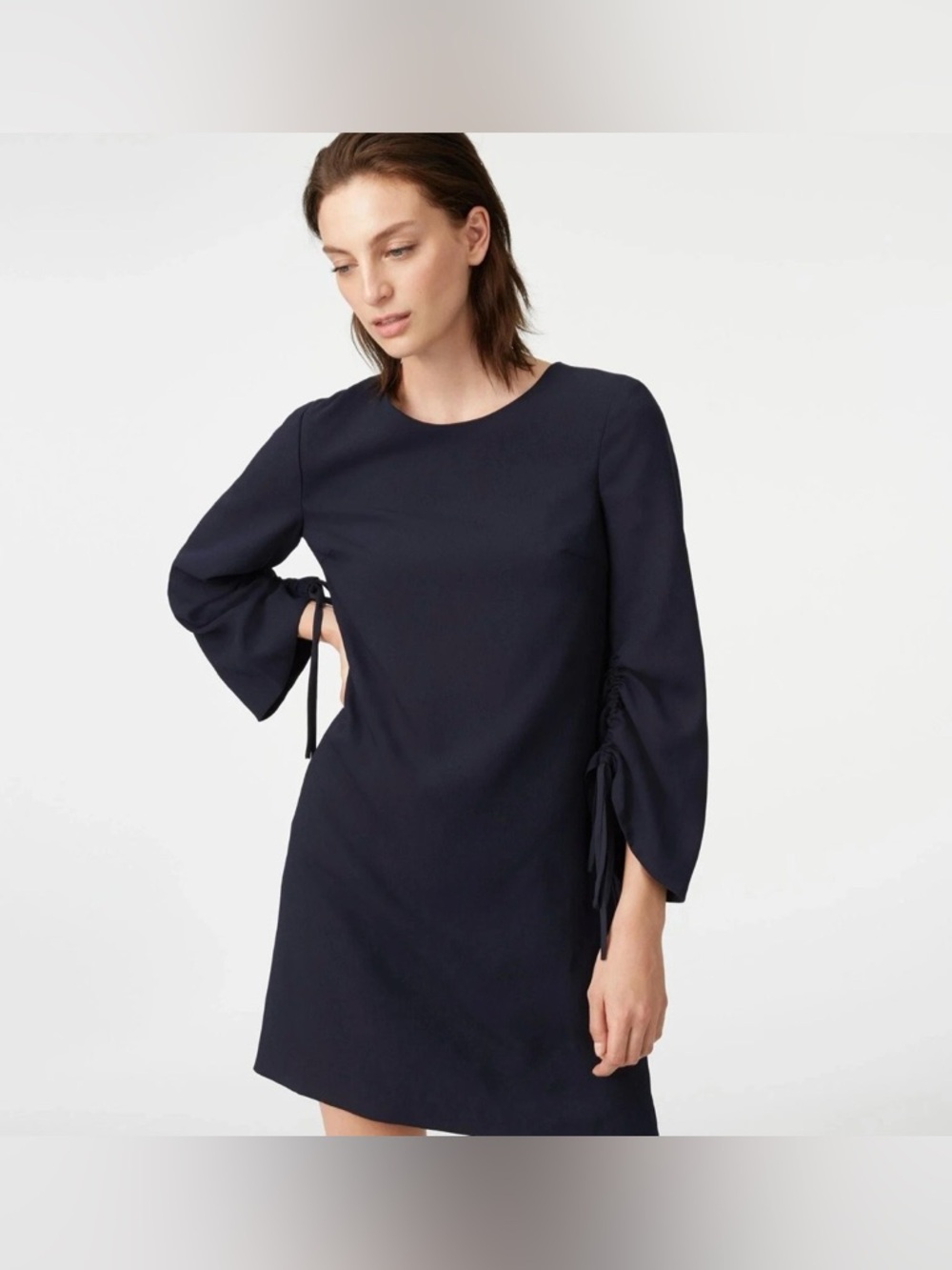 Club Monaco Luciena Navy Shift Dress Gathered Sleeve Round Neck Career Size 10